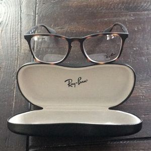 Brand new ray ban glasses with clear lens
